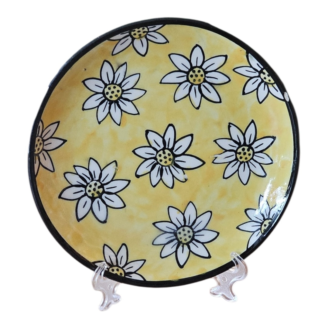 ceramic yellow plate